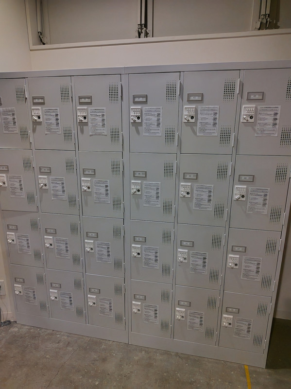 お部屋にあるロッカー