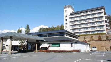 施設の正面 / 1
