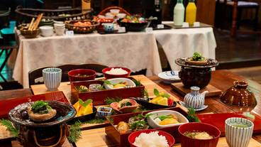 朝食／和食膳とハーフバイキング / 8