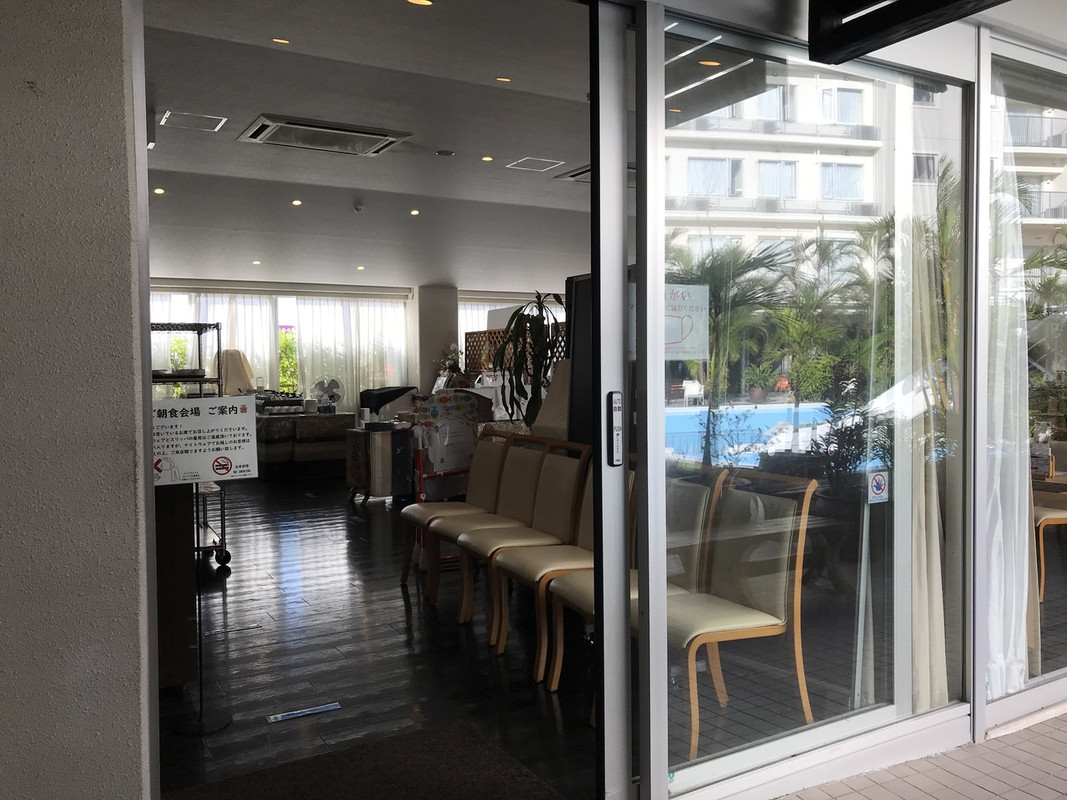 フロント、ロビー