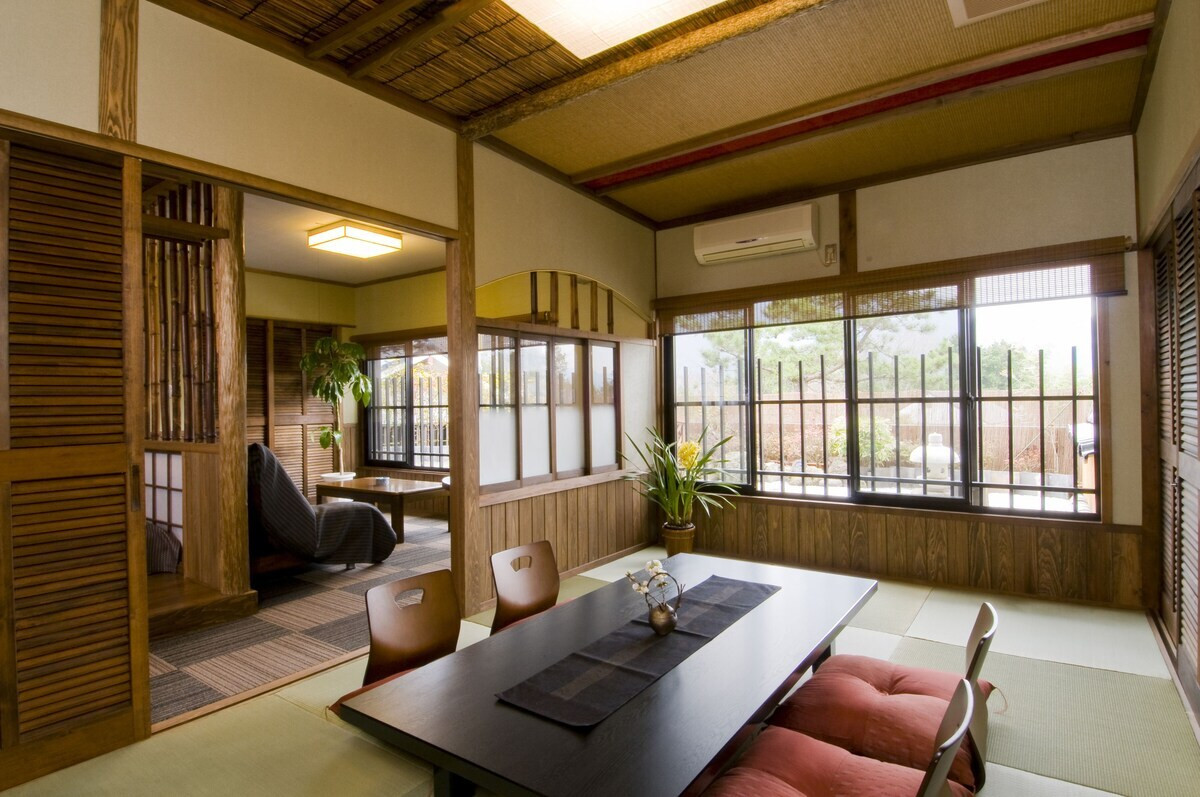 絶品鶏鍋や豊後牛を味わえる、露天＆岩盤浴完備の全室離れ宿3924151