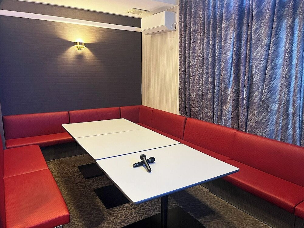 カラオケ ルーム