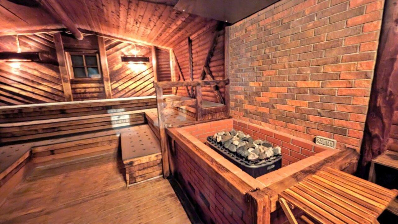 プール内サウナ