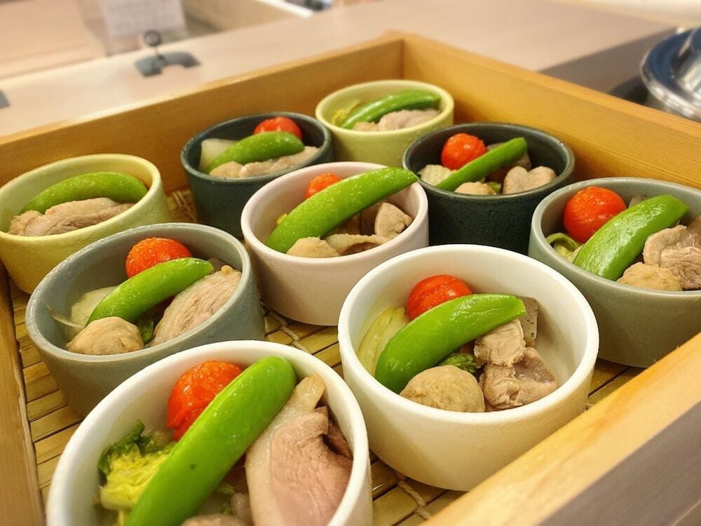 朝食
