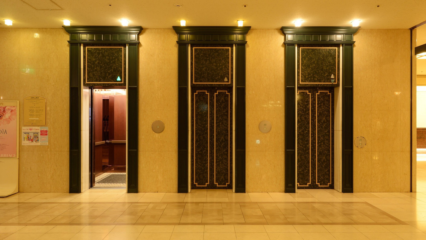 ● Elevator