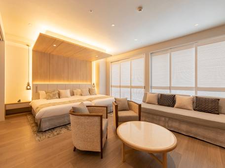 ヒューイットリゾート那覇 / 1