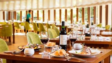 レストラン / 24