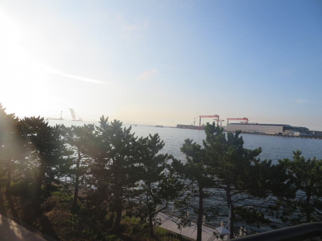 ファミリールーム(海側)からの眺め（朝）