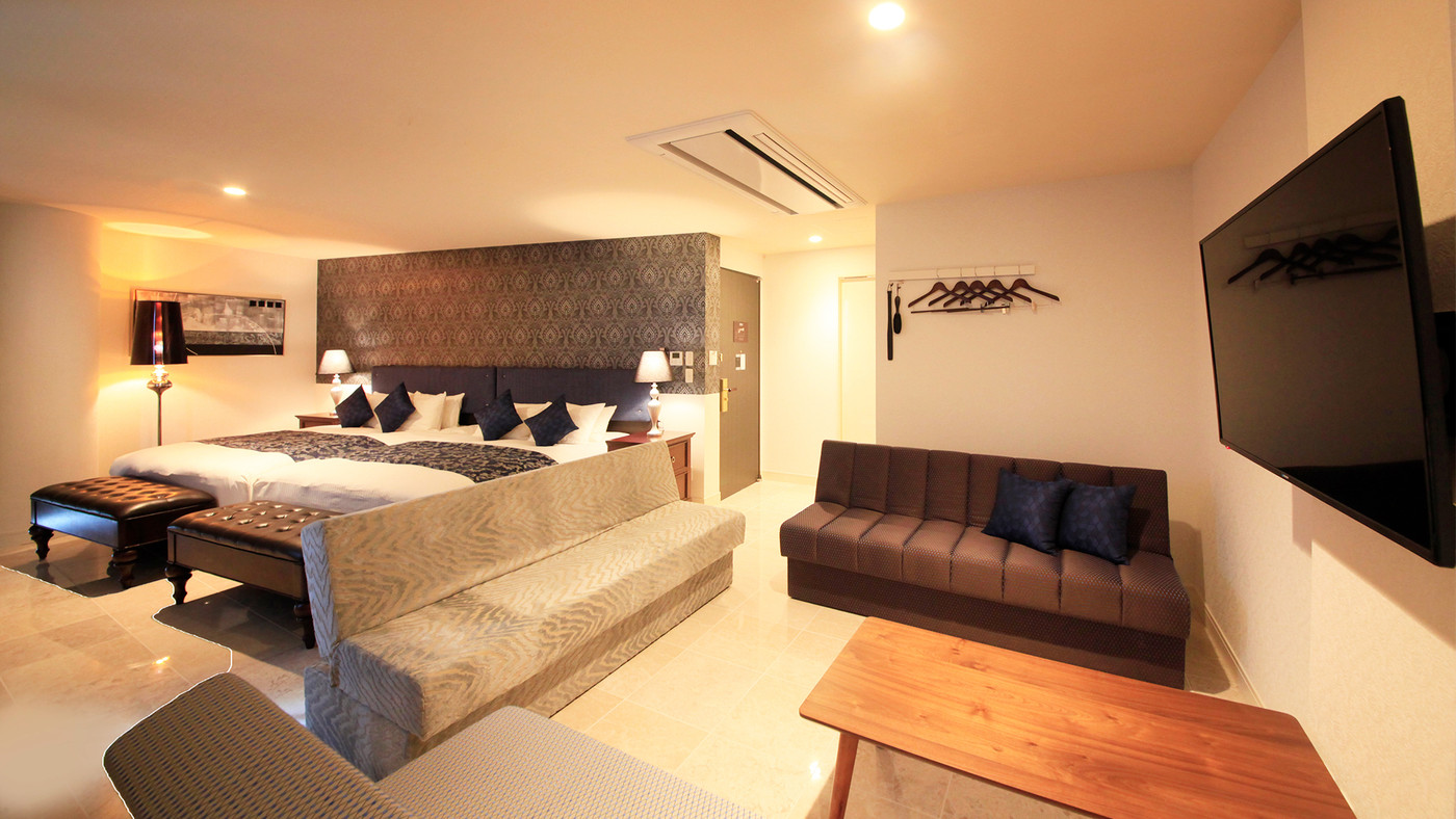 リビング付きのお部屋でのびのびと鑑賞会を4058448