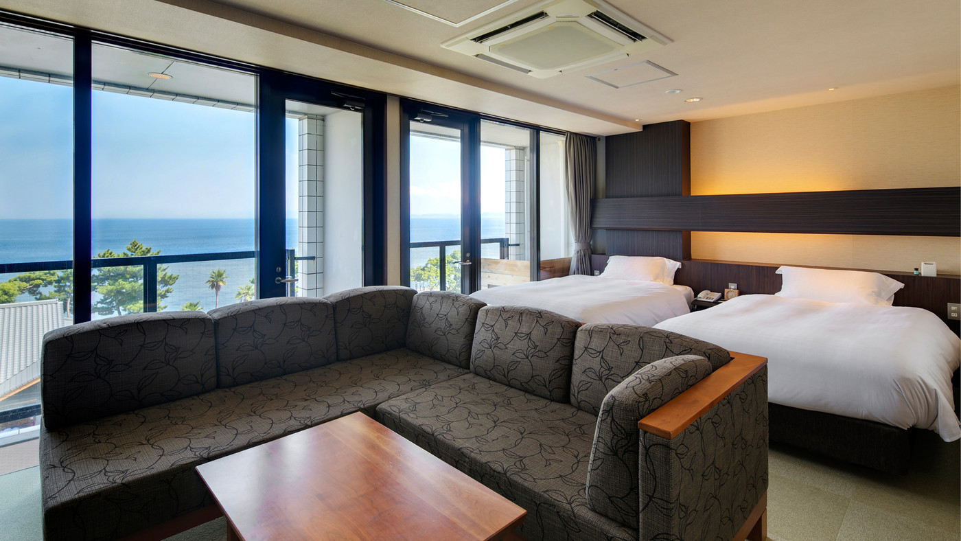 開放的なお部屋で海風を感じる3645076