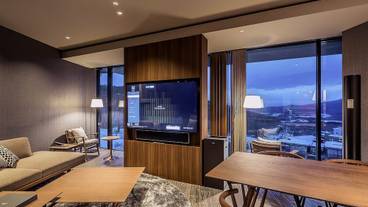 4ベッドルームスイート 温泉付 リビング・TV / 10