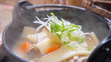 食事・飲み物 / 3
