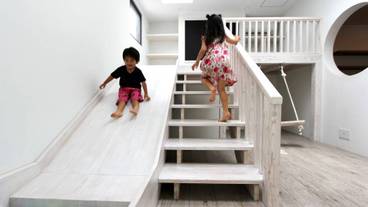 滑り台とブランコ / 9