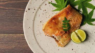 食事・飲み物 / 4