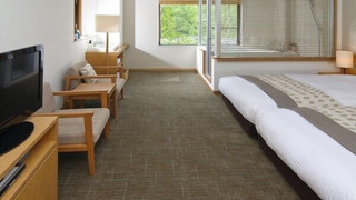 ツインルーム 専用バスルーム リバービュー　禁煙