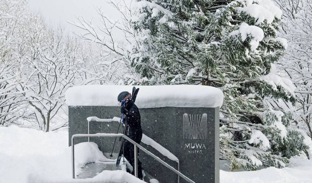 スキーイン・スキーアウト / 2