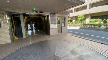 施設内の設備 / 1