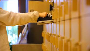 内部エントランス / 2