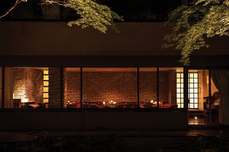 メイプルラウンジ