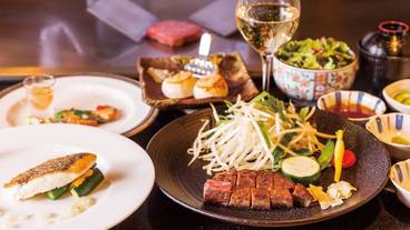 食事・飲み物 / 10