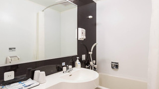 ルーム ダブルベッド 1 台 禁煙