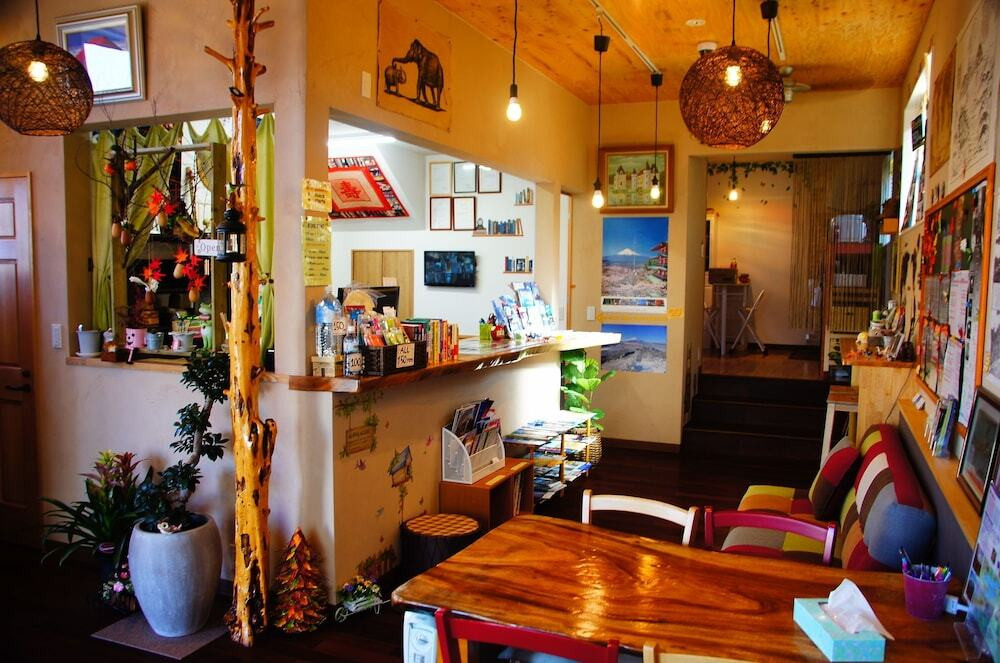 ロビーラウンジ