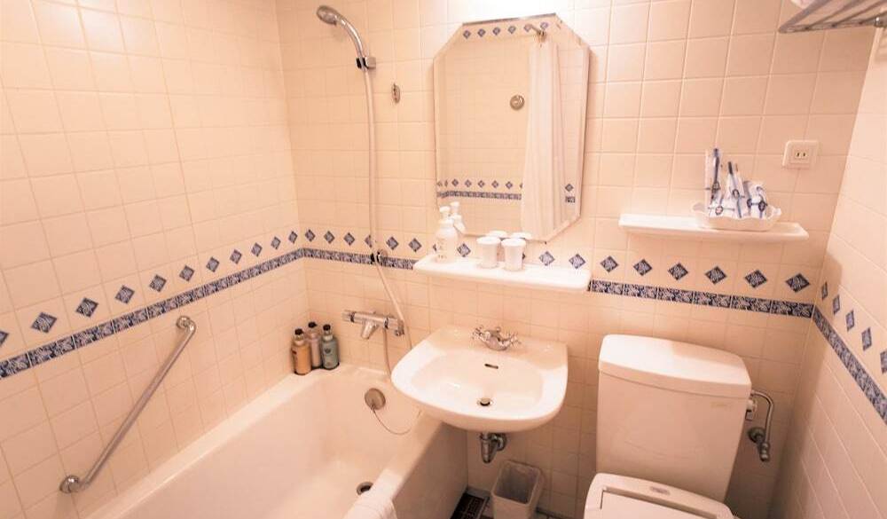 バスルーム① / 2