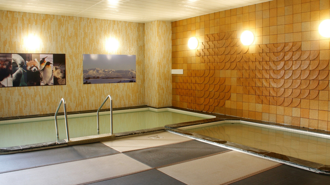 3.高台の自然豊かなリゾートホテル「旭川パークホテル」3461025