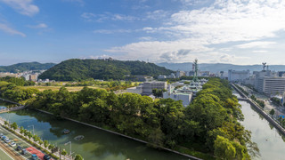 スタンダードダブル キャッスルビュー 喫煙可 (17sqm)