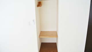 和室ファミリー (トイレ 洗面所付, 風呂は共用)