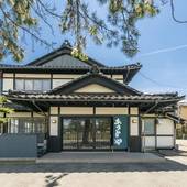 天然温泉 浜辺の宿あさひや（富山県 民宿） / 2