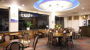 ロビーラウンジ / 4