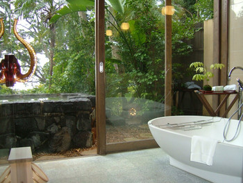 7.自然に囲まれた隠れ宿「石山離宮 五足のくつ」3384525