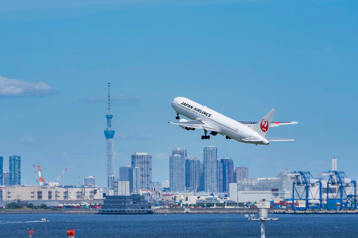 心置きなく空の旅を満喫しよう！4774958