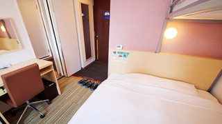 コネクティングルーム (ダブルベッド2台 + ロフトベッド2台) 禁煙