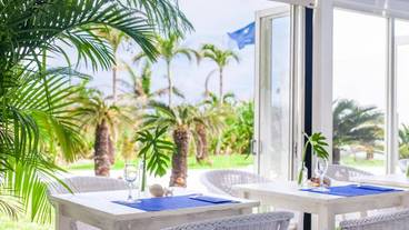 朝食スペース / 4