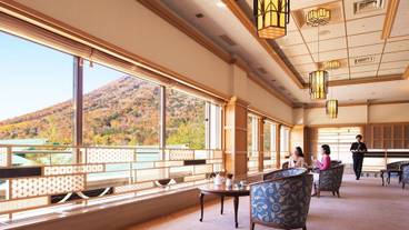 ロビーラウンジ / 2