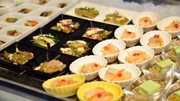 食事・飲み物 / 2