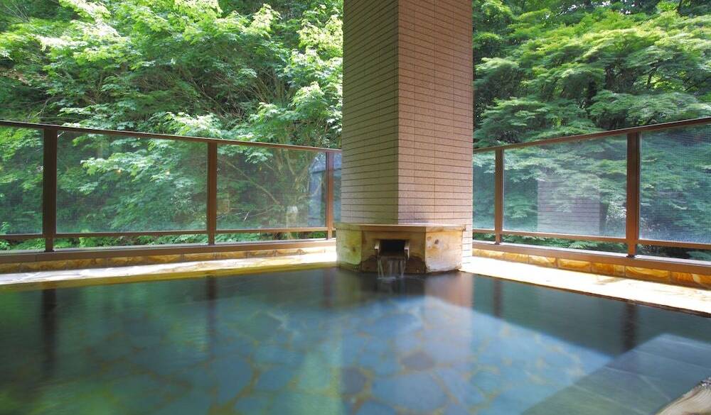 大浴場の露天風呂(女性) / 2