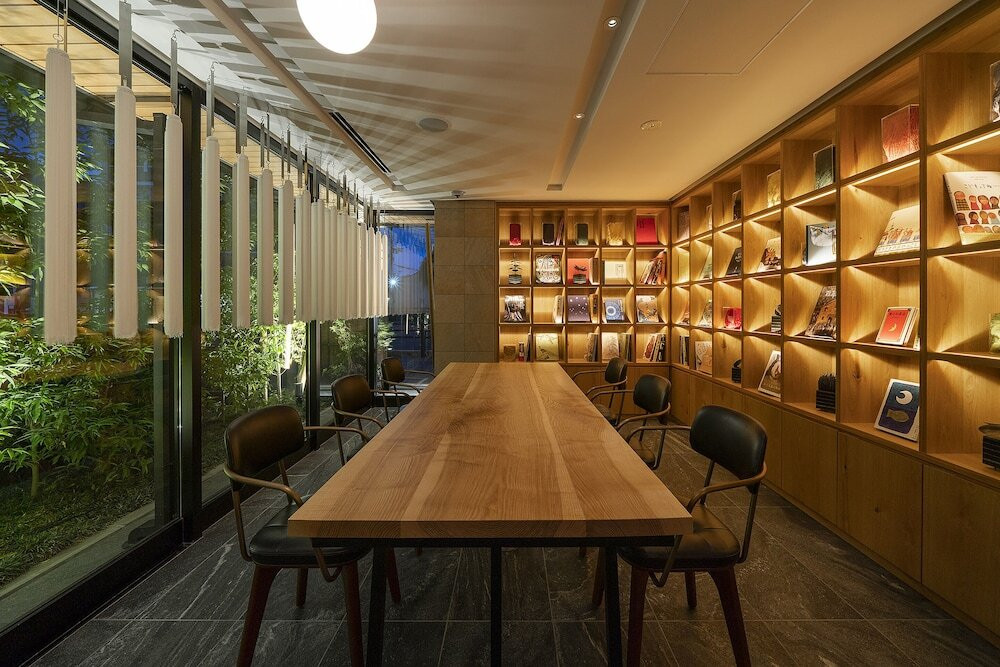 ロビー応接スペース