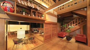 ロビーラウンジ / 3