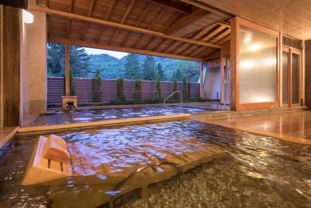 ひのき露天風呂やアミューズメントコーナー完備。楽しく過ごせる温泉ホテル3489170