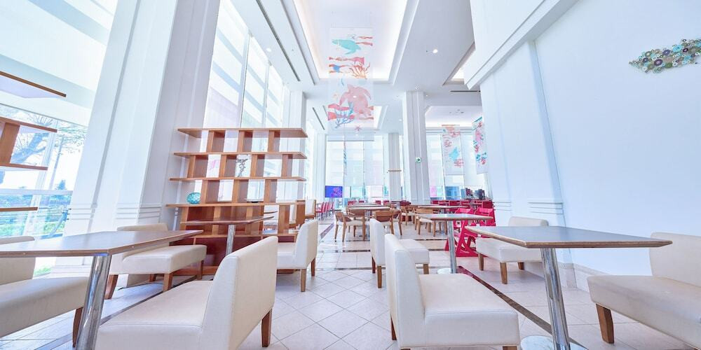 レストラン