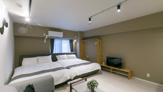 デザイン スタジオスイート (302)