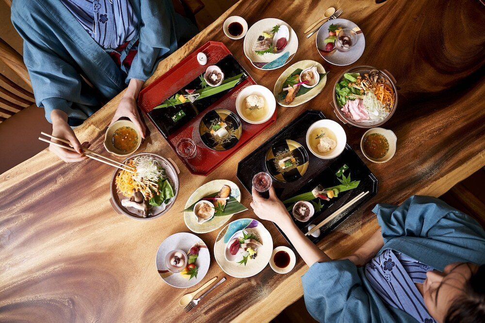 四万温泉 豊島屋（シマオンセン セイリュウカン トシマヤ） / 2