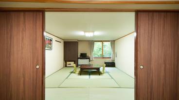 客室 / 5