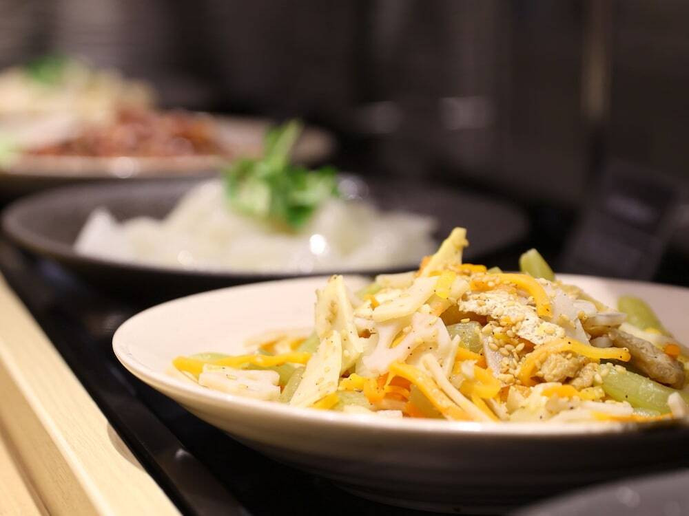 朝食