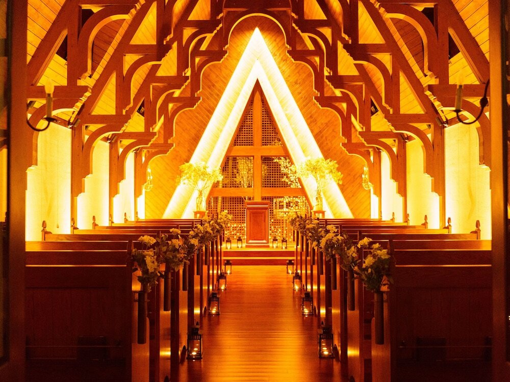 ランタンの灯りが作り出す神聖なクリスマス3520702