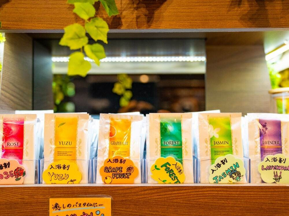 フロント