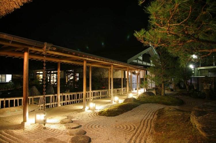 夜の庭園 / 2
